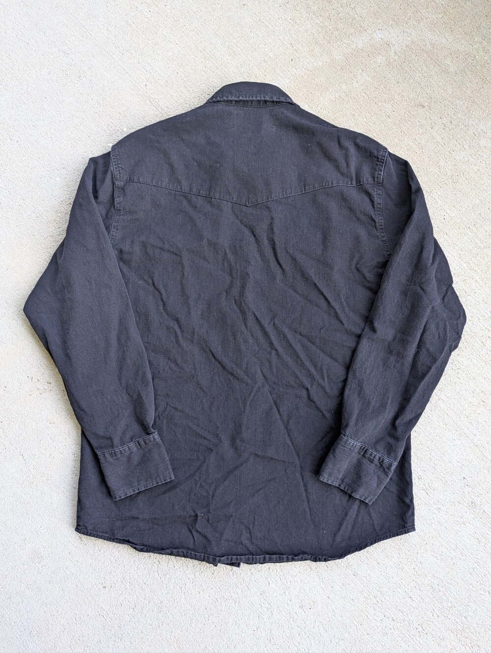 Vintage Wrangler Men's Black Long-Sleeve Pearl Snap Western Shirt Jacket - Picture 5 of 5